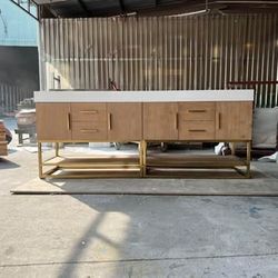 84” Bathroom Vanity In Wood Color 