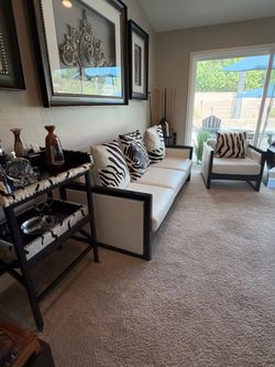Sofa, Bar, Pillows