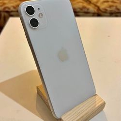 iPhone 11 64gb Purple fully unlocked