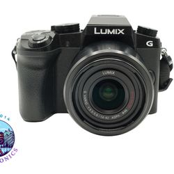 Panasonic Lumix G7 with 14-42mm Lens