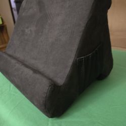 IPad Holder Pillow 
