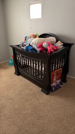 Dark Espresso Convertible Baby Crib