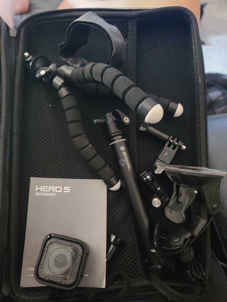 GoPro Hero 5 Session + Accessories