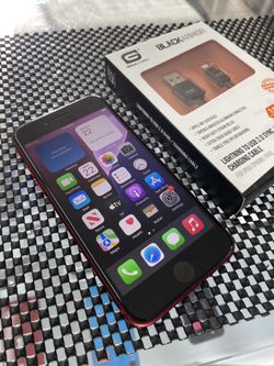 2022 Unlocked Apple iPhone SE 3rd Generation 64GB Battery Health 96%