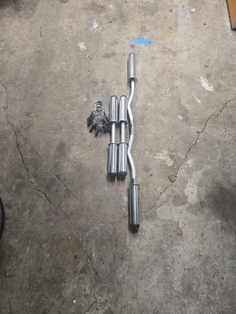 EZ Curl Bar