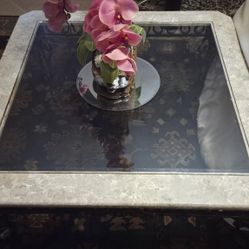 Beautiful Square Table 