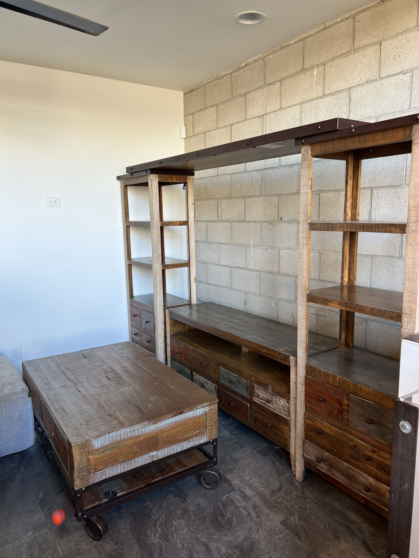 MATCHING Furniture set