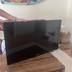 40” Philips Tv With Roku Included 