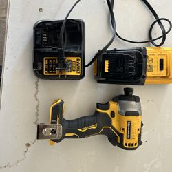 Dewalt Atomic Compact Drill 