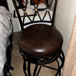 Bar stool