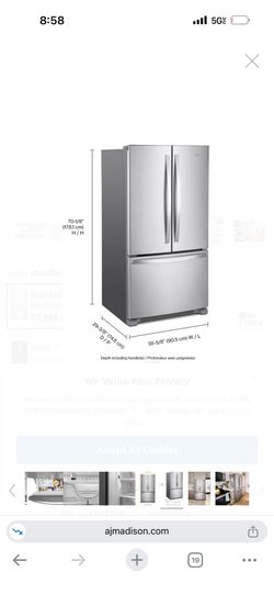 Kitchen Aid counter depth with ice maker / everything working good