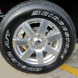 O.B.O. 5 Wheels and 5 tire for wrangler 18 inch