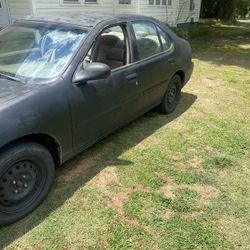 1999 Nissan Altima