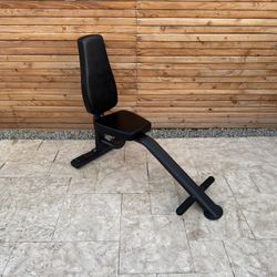 💪 Brand New Titan Fitness Utility Bench – Fixed Upright Back
