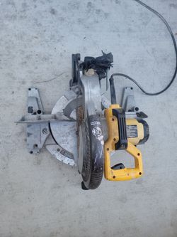 Dewalt Compound miter saw