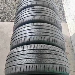 235/40/19 Set Of Tires