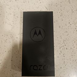 Motorola Flip 2024