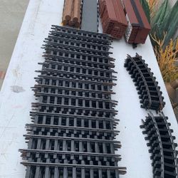 Bachmann G Scale, Train Cars And  57 Track Pieces