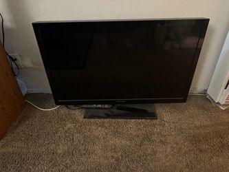 Sceptre Flat Screen TV with Remote