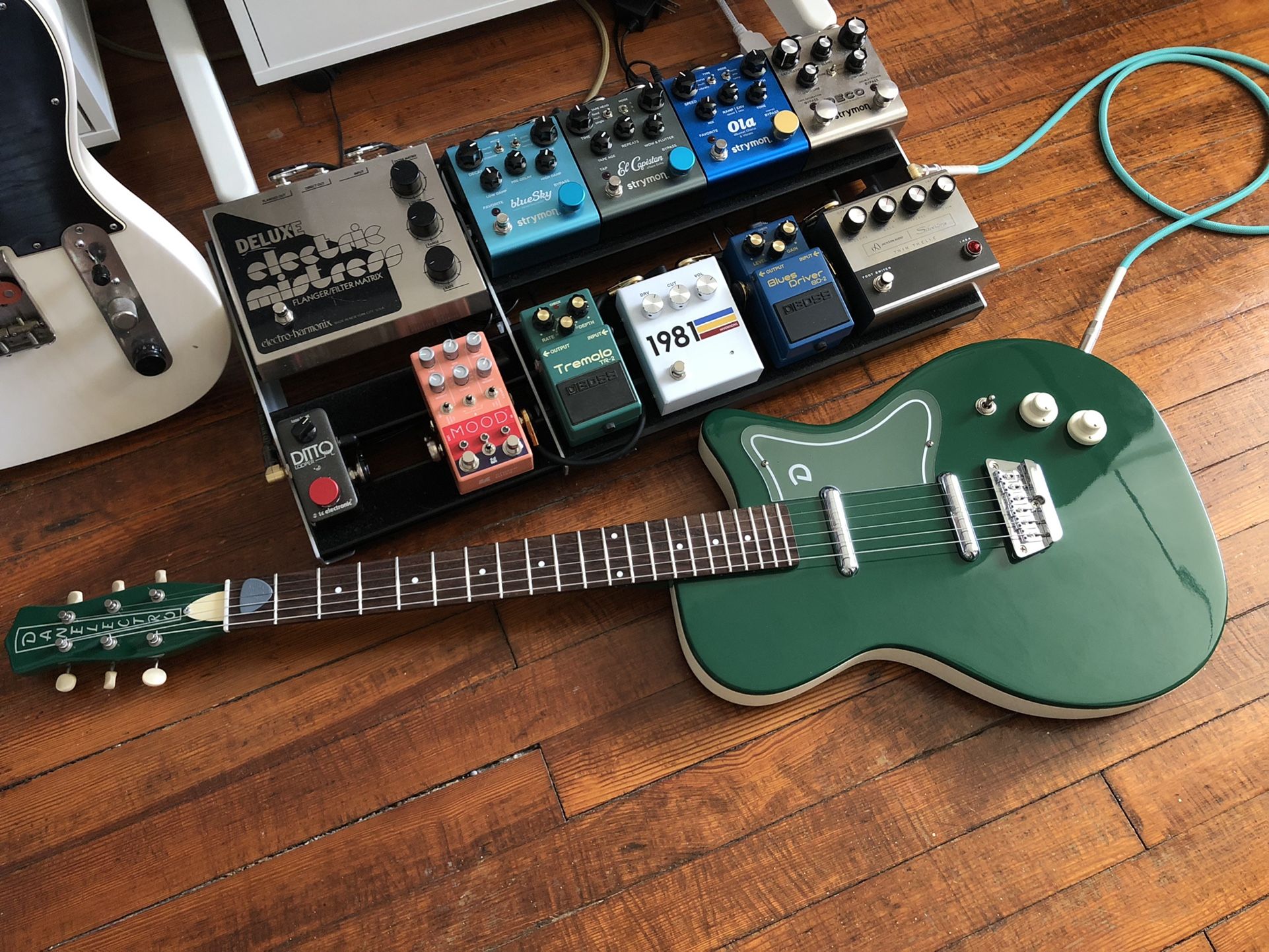 Jade Green Danelectro '57 like new for Sale in Norfolk, VA - OfferUp