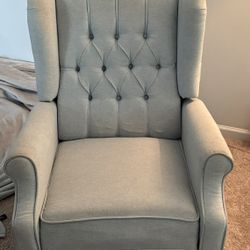 Recliner Chairs (Broyhill)
