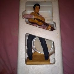 Collection Item Elvis Presley Music Box Liquor Bottle 