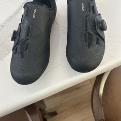 Cycle Shoes With Cleats Bought Brand New For 150 Never Used