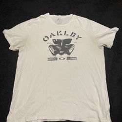 Vintage Oakley Tee