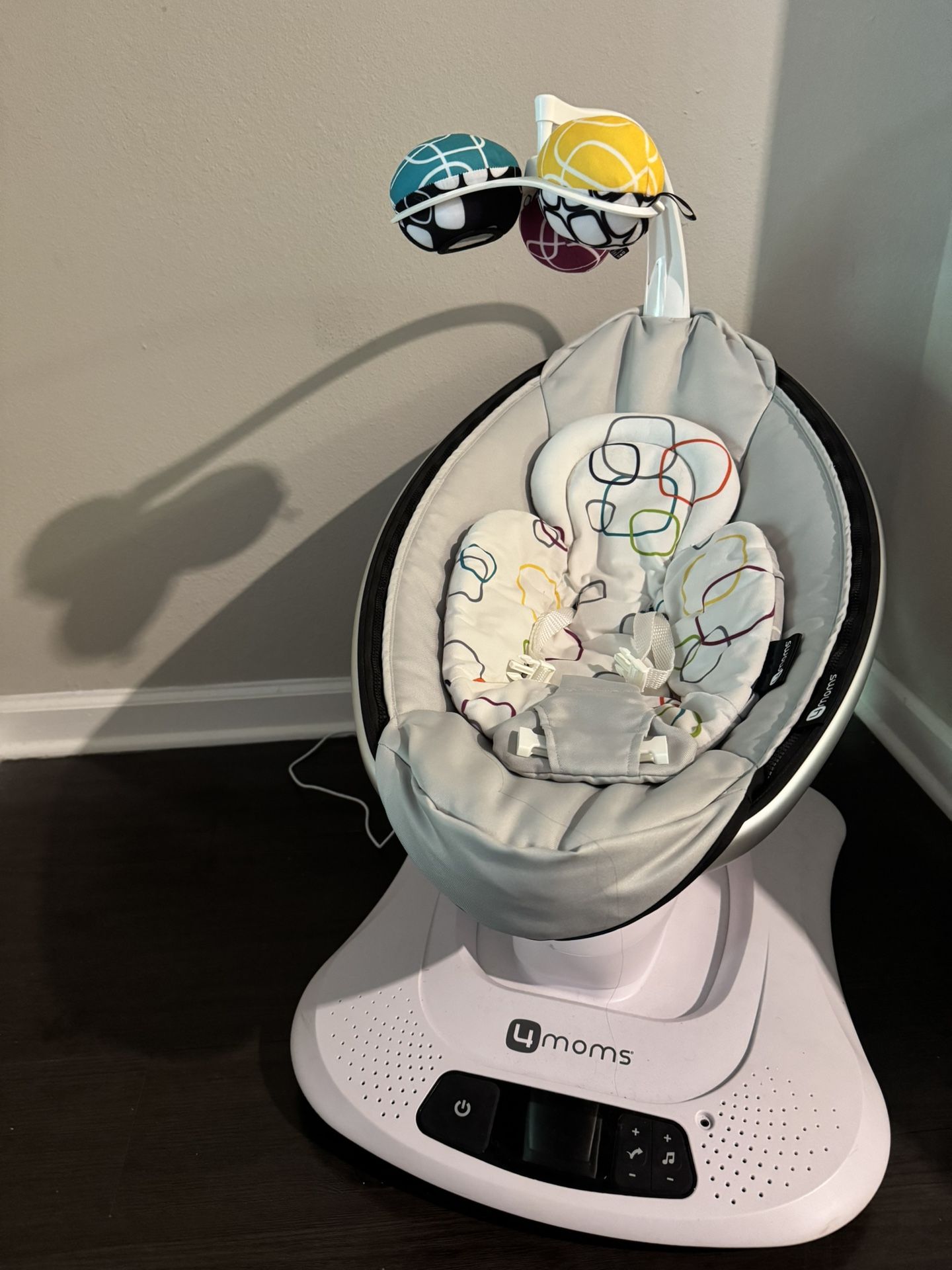 4Moms Mamaroo Swing