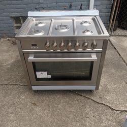 Commercial Grade Stove