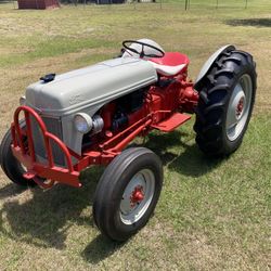 1950 Ford 8N
