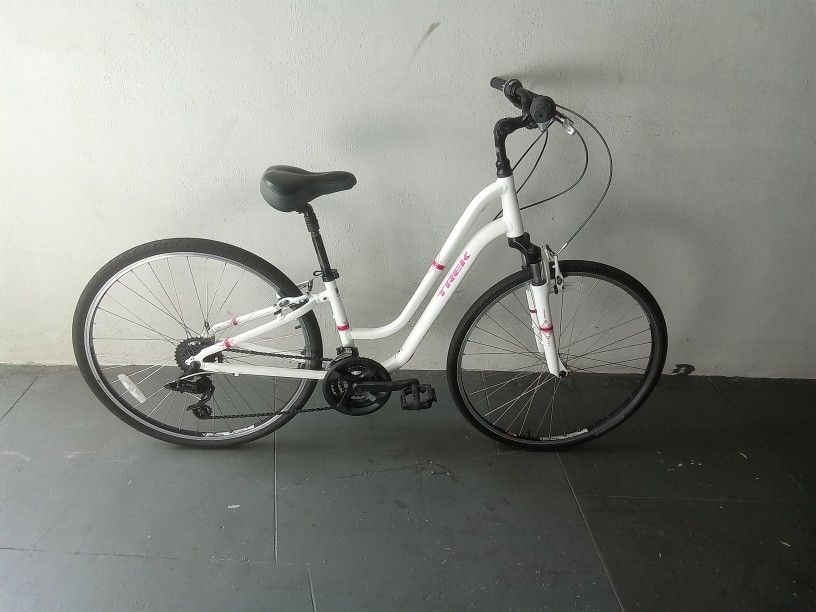 BICYCLE TREK 21 SPEED SIZE 29 BRAND NEW 