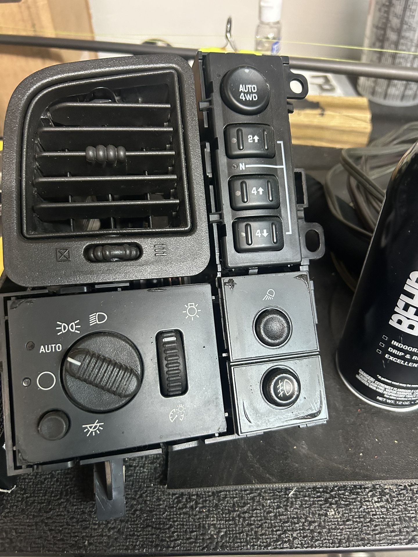 99-06 Sierra Light Switch 4x4