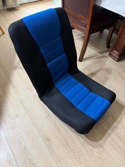 Gaming chair; floor w/swivel