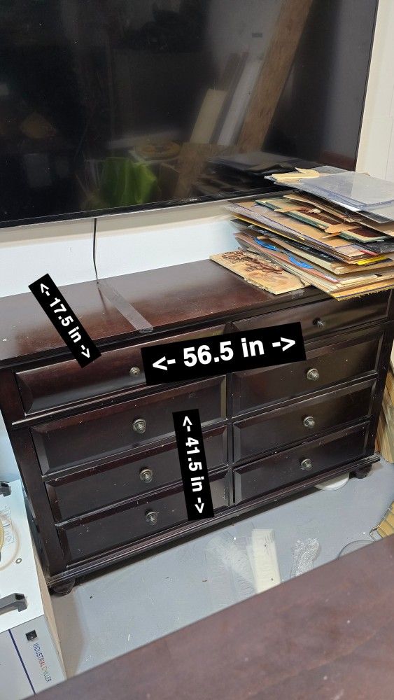 8 Drawer Dresser Cherry Wood