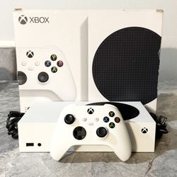 Xbox Series S 512GB with Box
