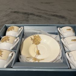 Casati Fine Porcelain Tea Set 12 Piece 