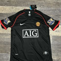 Man United black jersey (Size Adult M)