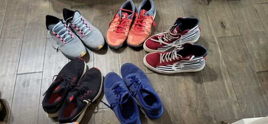 Nike Shoes MEN'S Size 9, 5 Pairs