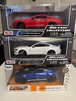 Mustang 1:24 Car Models