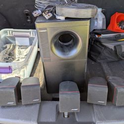 BOSE 600 HOME THEATER SPEAKER SYSTEM . Not Tested. & Bose Solo 5 TV Soundbar  ( Not Tested) 
