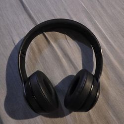 Beats Solo 3 Wireless Headphones 