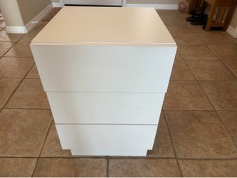 3 Drawer White Minimalist Nightstand
