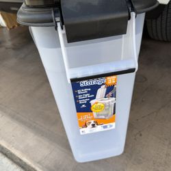 Pet Food Storage Bin Rolling BUDDEEZ 50 Pounds NWT