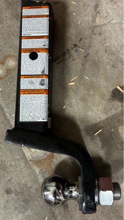 Hitch for vehicle