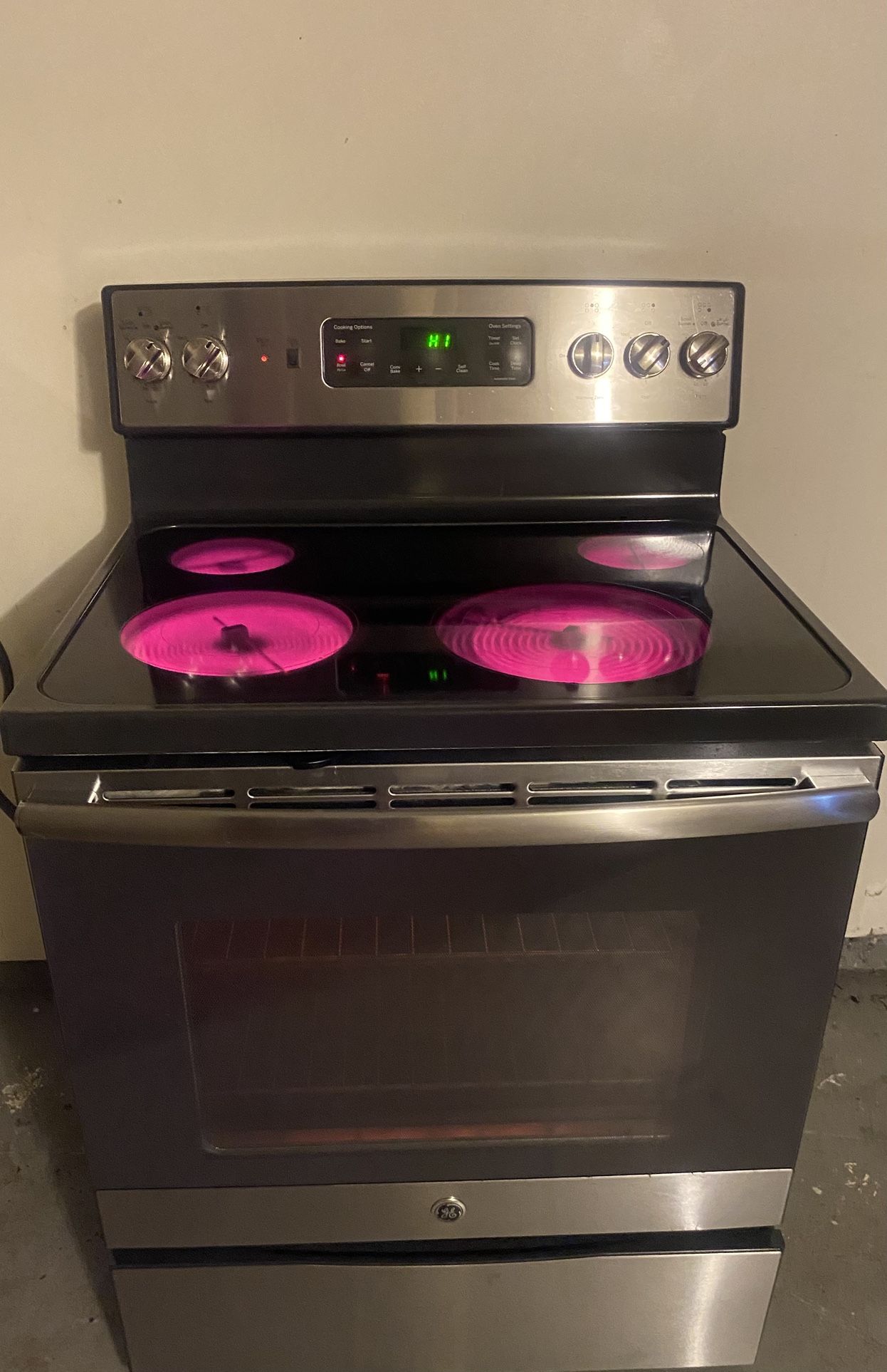 GE Electric Range 30”