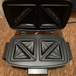 Vintage Toastmaster Snackster Snack n' Sandwich Maker - Model 442A