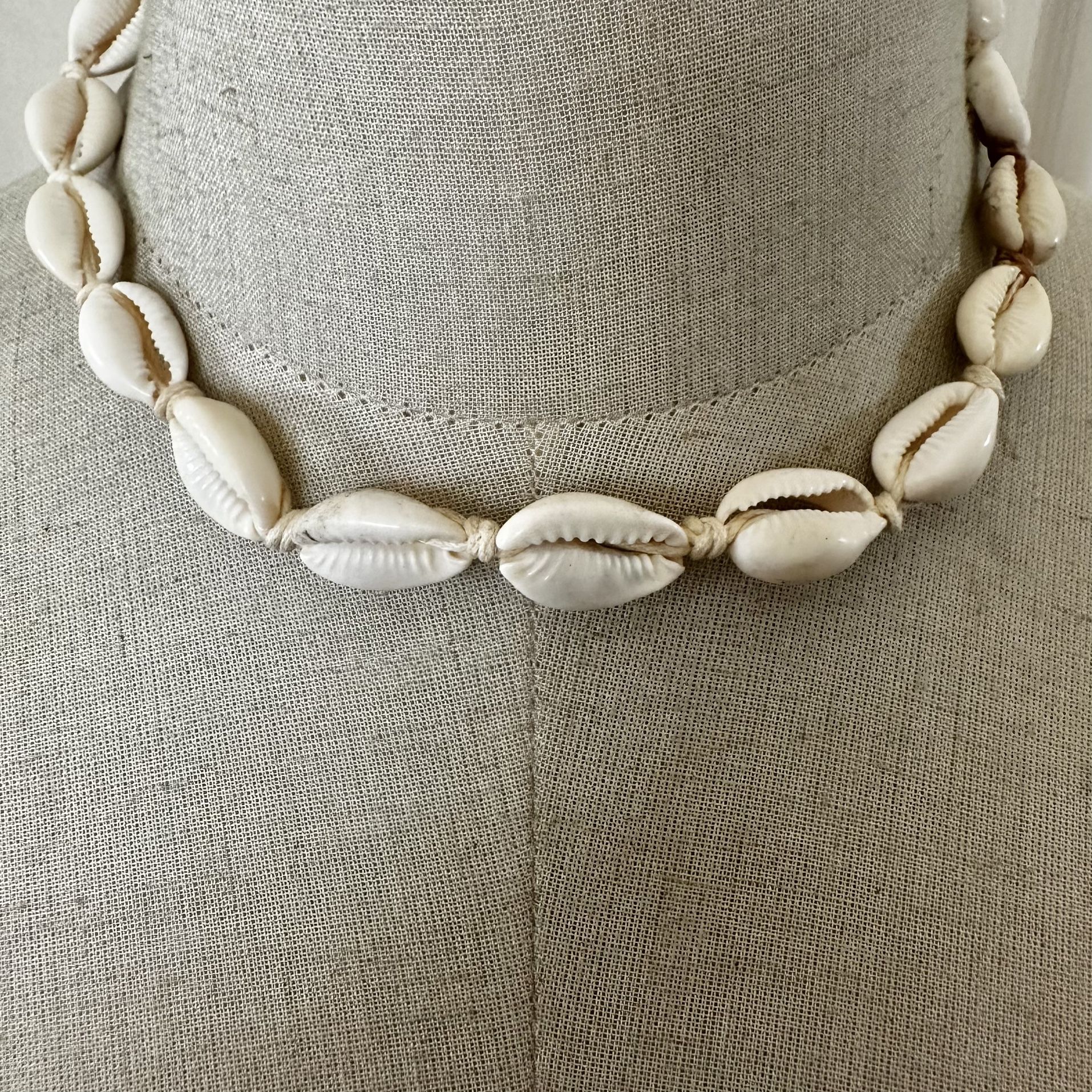 Shell  Beaded  Choker
