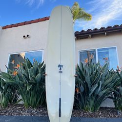9’0 Surfboard