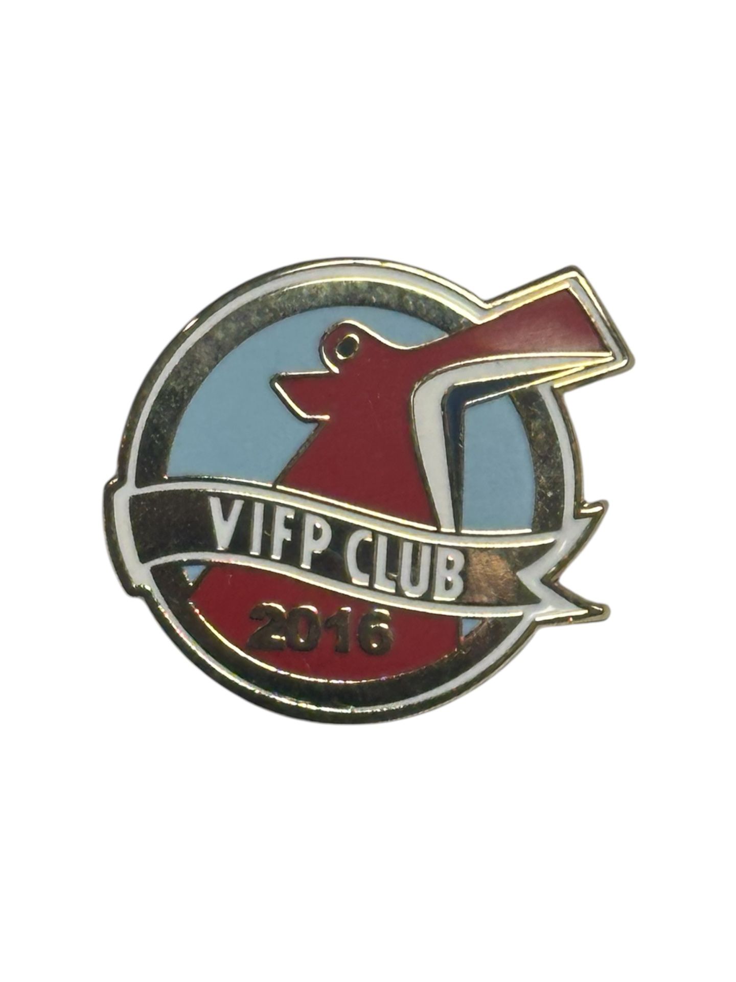 Carnival Cruise Lines Welcome Back Pin Badge VIFP  Club Ocean Liner Ship 2014